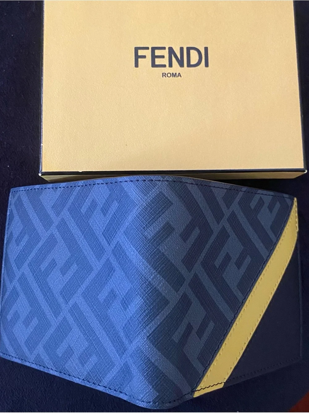 Fendi Men’s Bifold Wallet New With Original Box And Dust Bag